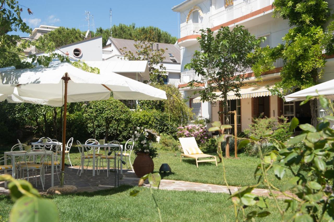 Villa Arizona Milano Marittima Zewnętrze zdjęcie